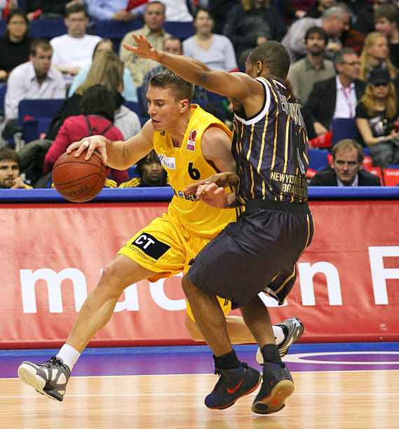 抱尼克斯